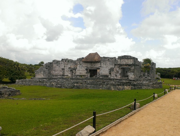 tulum-ruins